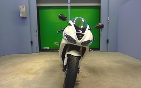 TRIUMPH DAYTONA 675 2009 MD1066