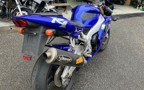 YAMAHA YZF-R1 2000 RN04