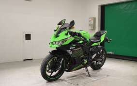 KAWASAKI ZX-25R ZX250E