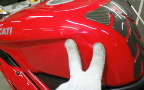 DUCATI 1198 S 2010 H704A