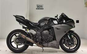 YAMAHA YZF-R1 2013