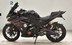 YAMAHA YZF-R25 A RG10J