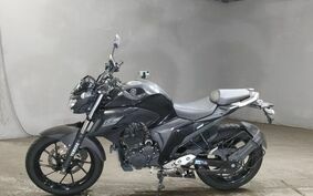 YAMAHA FZ25 RG42