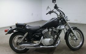 YAMAHA VIRAGO 250 3DM