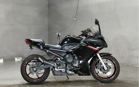 YAMAHA FZ6-R 2013 RJ18E