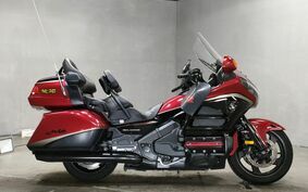 HONDA GL 1800 GOLD WING 2015 SC68