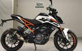 KTM 125 DUKE JPA40