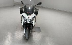 APRILIA SR MAX 300 2015 不明