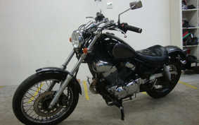 YAMAHA VIRAGO 250 1994 3DM