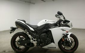 YAMAHA YZF-R1 Fi 2010 RN23