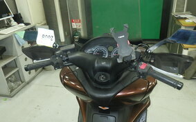 HONDA SILVER WING 400 GT Type 2010 NF03