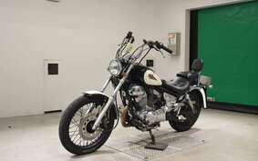 YAMAHA VIRAGO 250 3DM