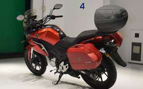 HONDA CBF190X