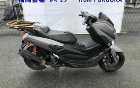 YAMAHA N-MAX SEE3