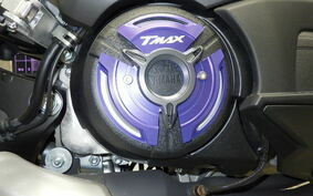 YAMAHA T-MAX 560 2023 SJ19J