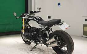 BMW R NINE T 2015