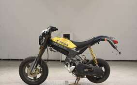 SUZUKI TR50 STREET MAGIC CA1LA