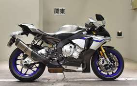 YAMAHA YZF-R1 M 2016 RN40