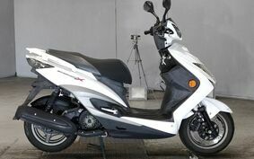 YAMAHA CYGNUS 125 X SR SE44J