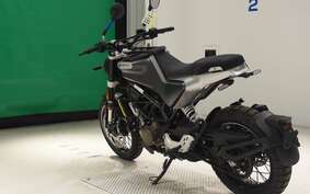 HUSQVARNA SVARTPILEN 125