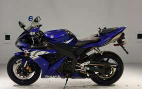 YAMAHA YZF-R1 2004 RN13