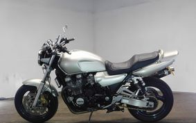 YAMAHA XJR1200 1996 4KG