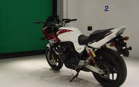 HONDA CB400 SUPER BOLDOR 2015 NC42