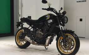 YAMAHA XSR700 2023 RM41J