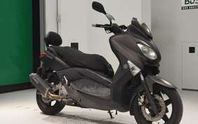 YAMAHA X-MAX 250