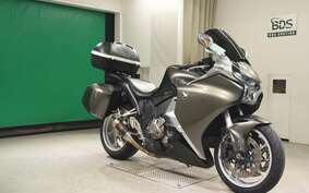 HONDA VFR1200F DCT 2012 SC63