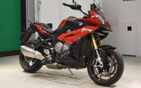 BMW S1000XR 2015 0D03