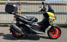 APRILIA SR GT200