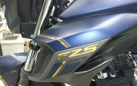 YAMAHA FZS25