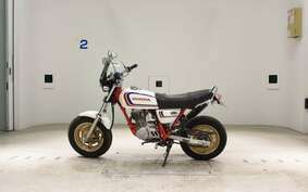 HONDA APE 100 HC07