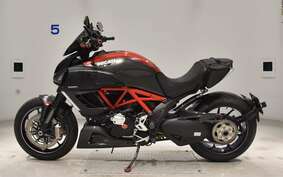 DUCATI DIAVEL Carbon 2013 G100A