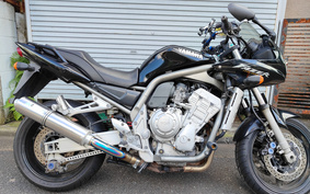 YAMAHA FZS1000 FAZER 2001 RN06