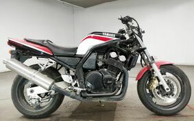 YAMAHA FZ400 4YR