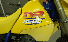 SUZUKI DR250 SH SJ44A