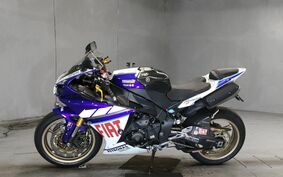 YAMAHA YZF-R1 2014 RN23