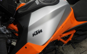 KTM 1290 SUPER DUKE R EVO