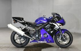 YAMAHA YZF-R6 2004 RJ05