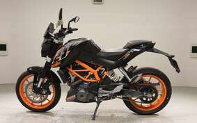 KTM 250 DUKE JGE40