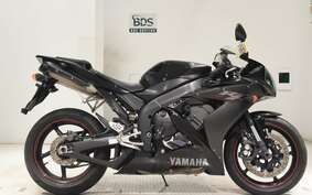 YAMAHA YZF-R1 2006 RN15