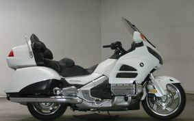 HONDA GL 1800 GOLD WING 2012 SC68