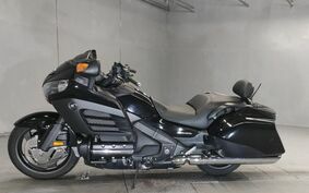 HONDA GL 1800 GOLD WING F6B 2013 SC68