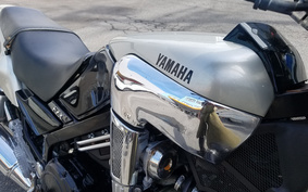 YAMAHA FZX750 2000 3XF