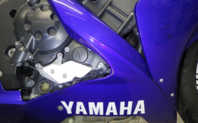 YAMAHA YZF-R1 2004