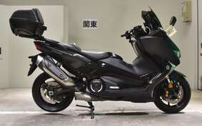 YAMAHA T-MAX 530 DX 2017 SJ15J