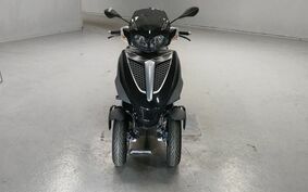 PIAGGIO MP3 YOURBAN 300 2015 不明