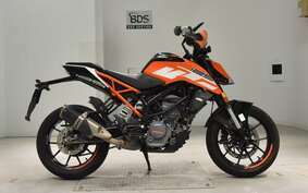 KTM 125 DUKE JPA40